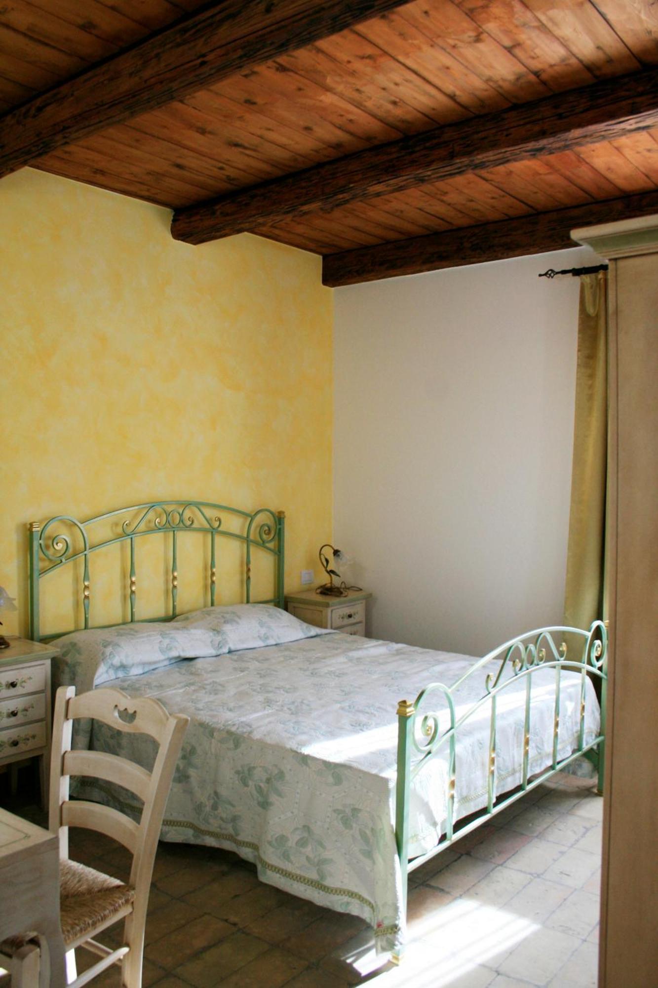 Agriturismo Fara Hotel Montegiorgio Phòng bức ảnh