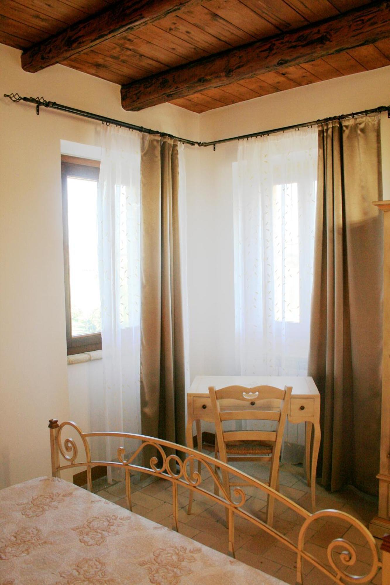 Agriturismo Fara Hotel Montegiorgio Phòng bức ảnh
